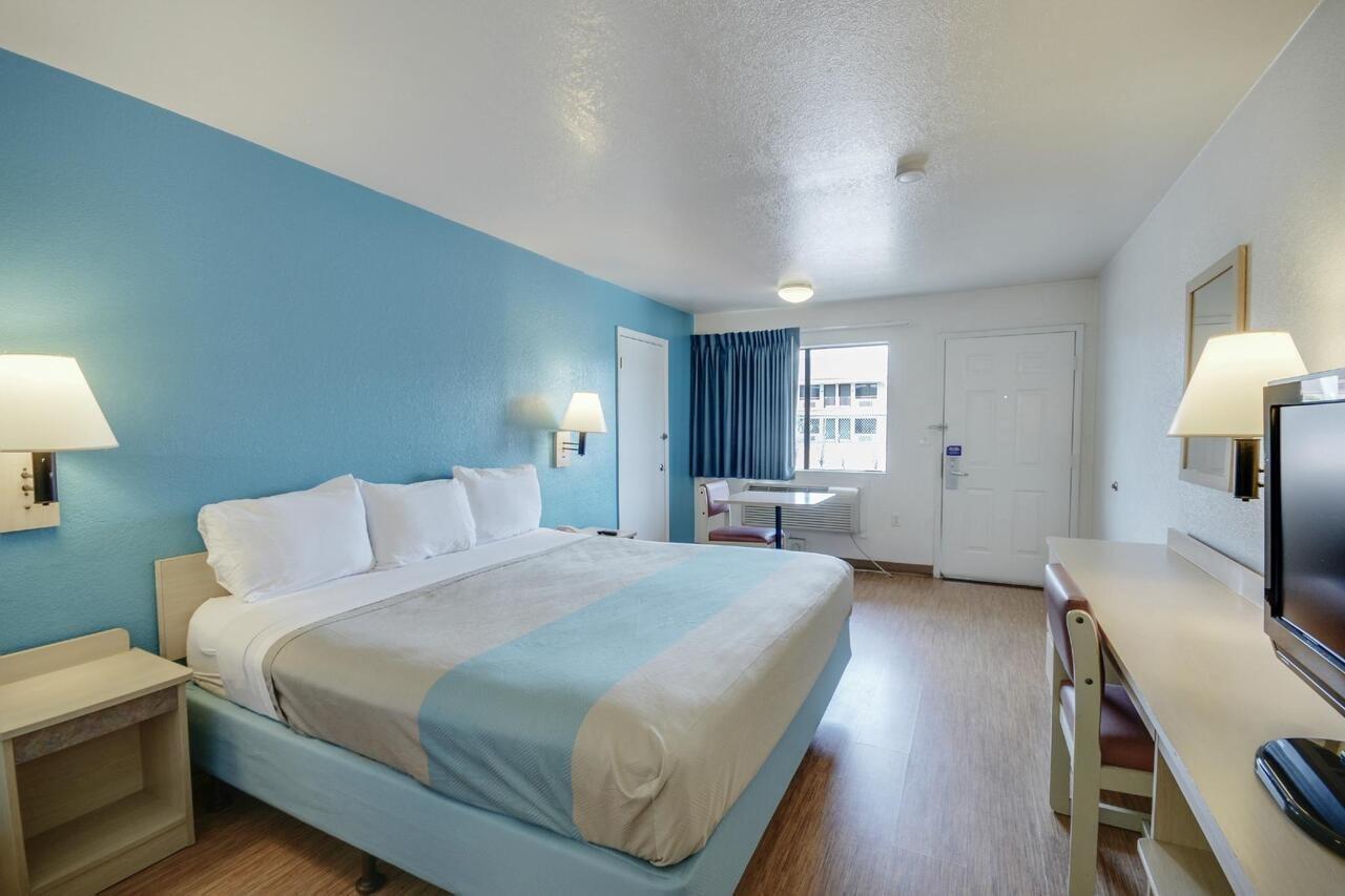 Motel 6-Webster, Tx - Houston - Nasa Lake 외부 사진