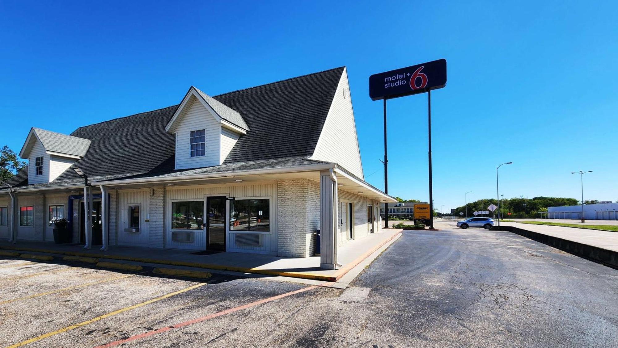 Motel 6-Webster, Tx - Houston - Nasa Lake 외부 사진