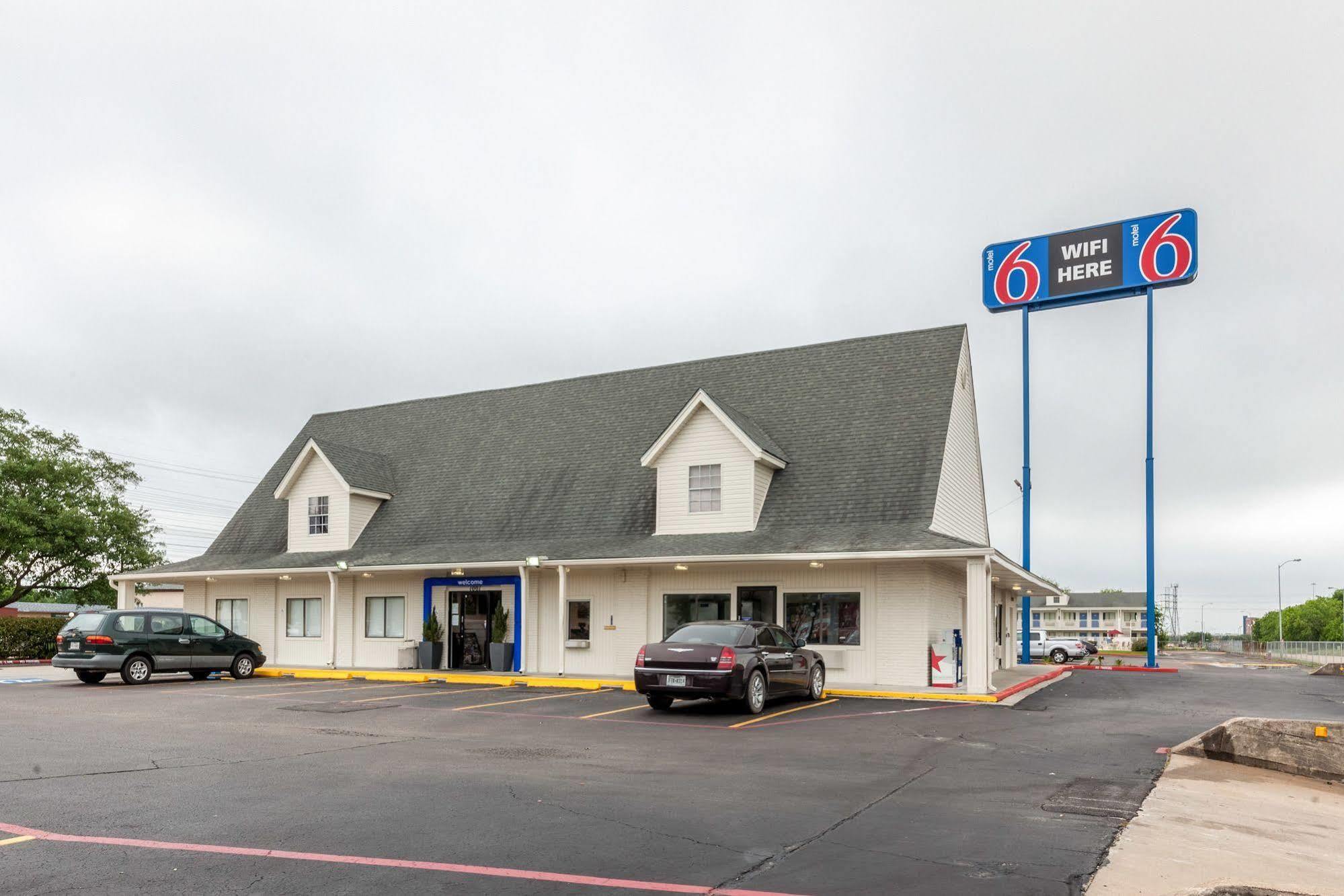 Motel 6-Webster, Tx - Houston - Nasa Lake 외부 사진